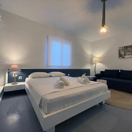 Faskomilo Paros Naousa