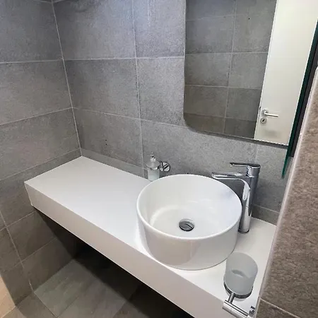 Faskomilo Paros Apartamento Naousa